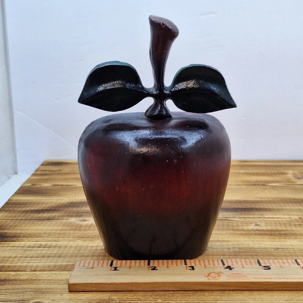 Vintage‎ red apple doorstop made of cast-iron